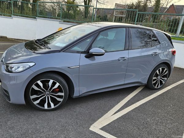 Volkswagen ID.3 Hatchback, Electric, 2022, Grey