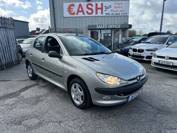Peugeot 206 Hatchback, Petrol, 2006, Silver