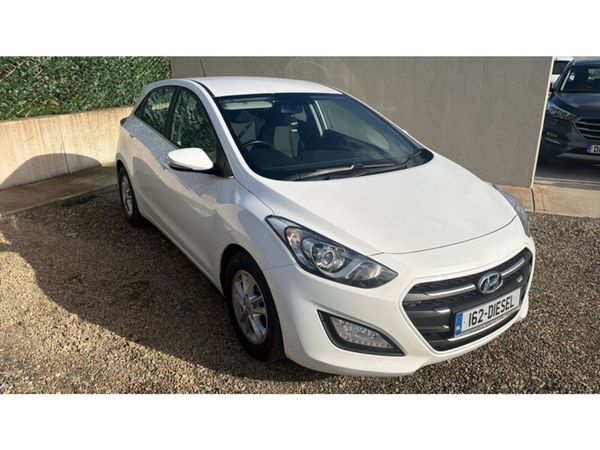 Hyundai i30 Hatchback, Diesel, 2016, White