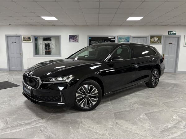 Skoda Superb Estate, Diesel, 2025, Black
