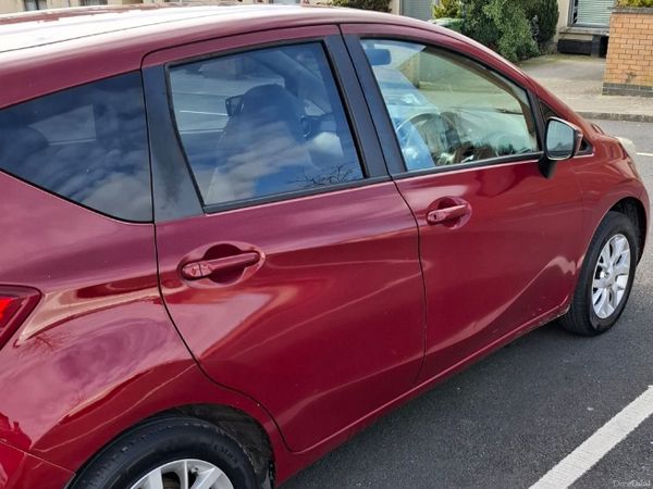 Nissan Note MPV, Petrol, 2017, Red