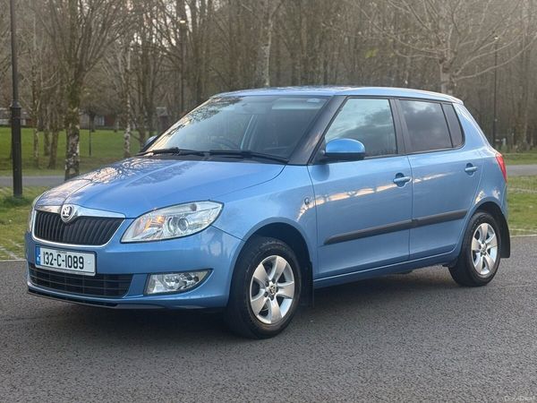 Skoda Fabia Hatchback, Petrol, 2013, Blue
