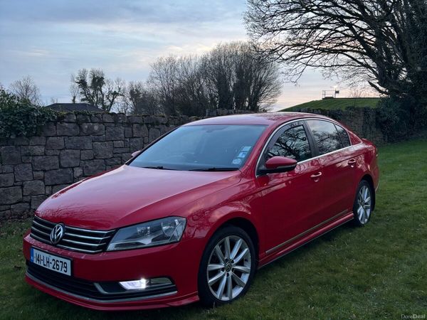 Volkswagen Passat Saloon, Diesel, 2014, Red