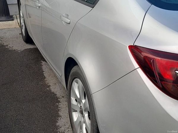 Opel Insignia Saloon, Diesel, 2016, Silver