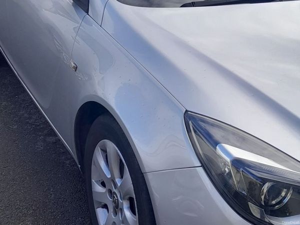 Opel Insignia Saloon, Diesel, 2016, Silver