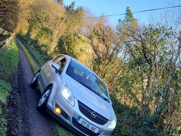 Opel Corsa Hatchback, Petrol, 2007, Silver