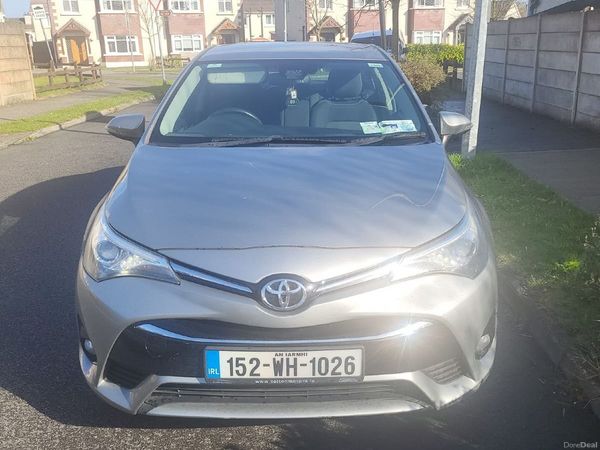 Toyota Avensis Saloon, Diesel, 2015, Grey