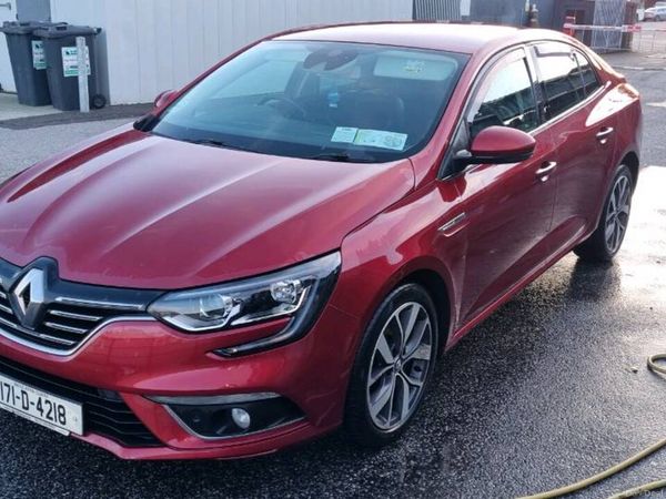 Renault Megane Saloon, Diesel, 2017, Red