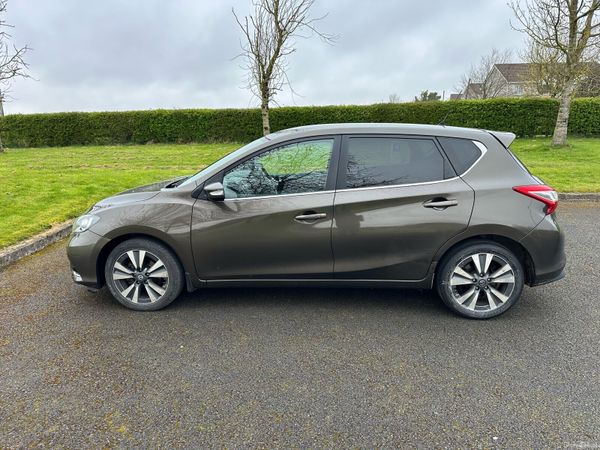 Nissan Pulsar Hatchback, Diesel, 2015, Beige