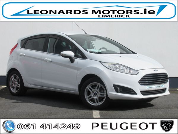 Ford Fiesta Hatchback, Petrol, 2014, White