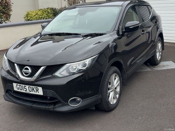 Nissan Qashqai Hatchback, Diesel, 2015, Black
