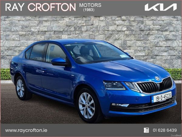 Skoda Octavia Saloon, Diesel, 2019, Blue