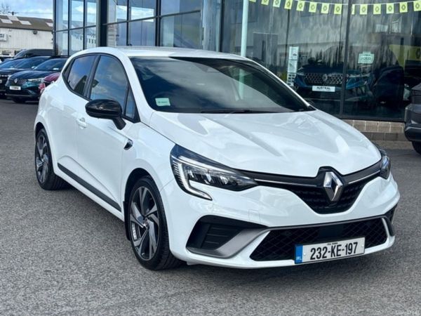 Renault Clio Hatchback, Petrol, 2023, White