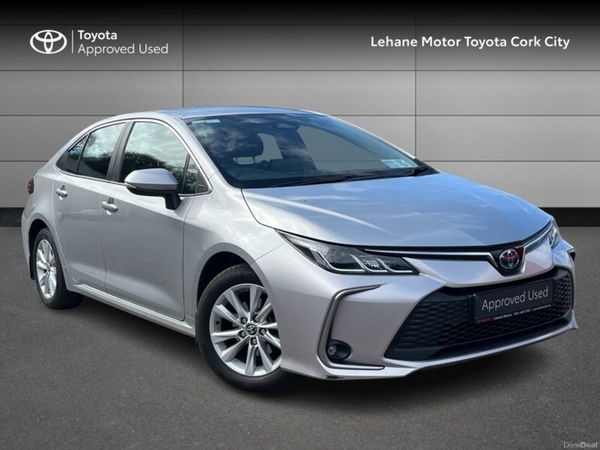 Toyota Corolla Saloon, Petrol Hybrid, 2025, Silver