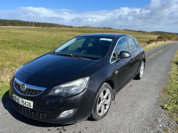 Vauxhall Astra Hatchback, Diesel, 2010, Black