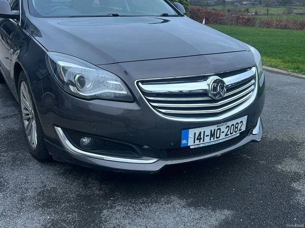 Vauxhall Insignia Hatchback, Diesel, 2014, Grey