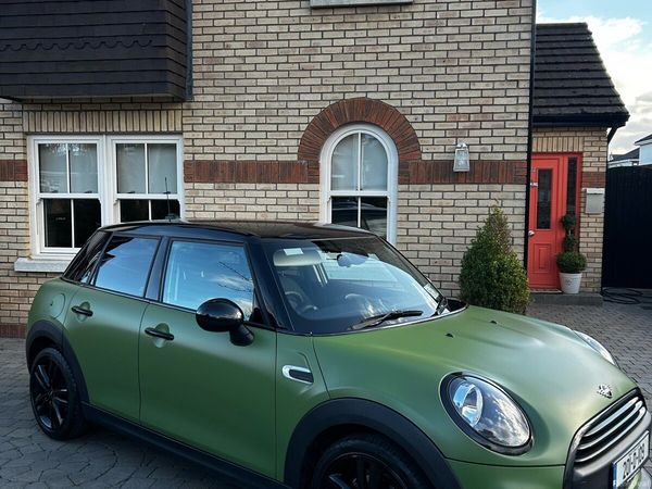 Mini One Estate/Jeep, Petrol, 2020, White