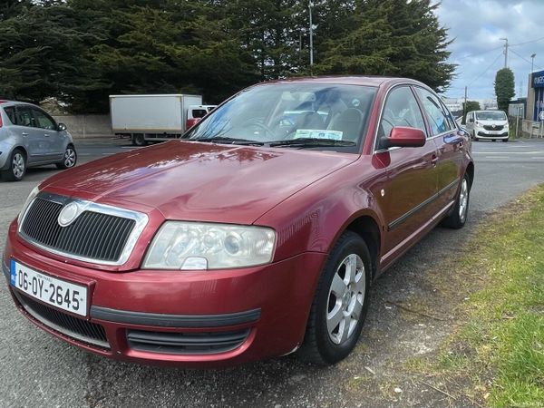 Skoda Superb Saloon, Diesel, 2006, Red