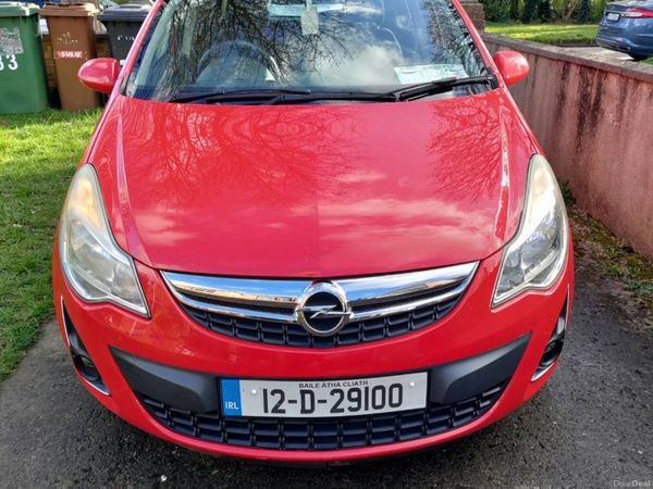 Opel Corsa Hatchback, Petrol, 2012, Red