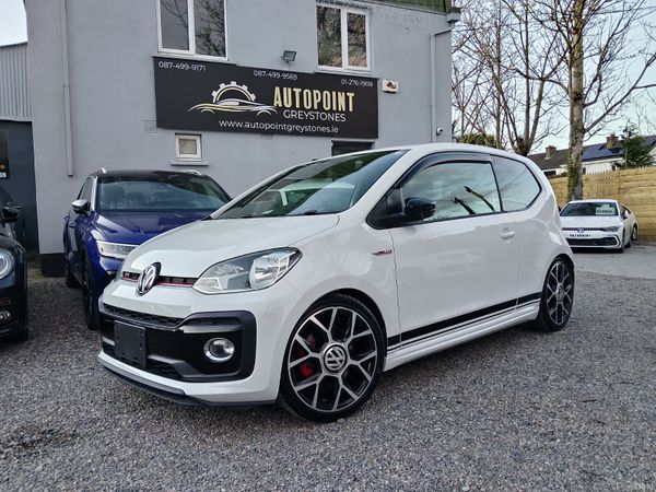 Volkswagen up! Hatchback, Petrol, 2018, White
