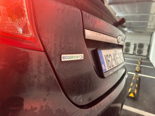 Ford Fiesta Hatchback, Petrol, 2016, Black