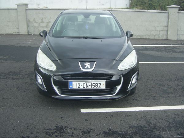 Peugeot 308 Hatchback, Diesel, 2012, Black
