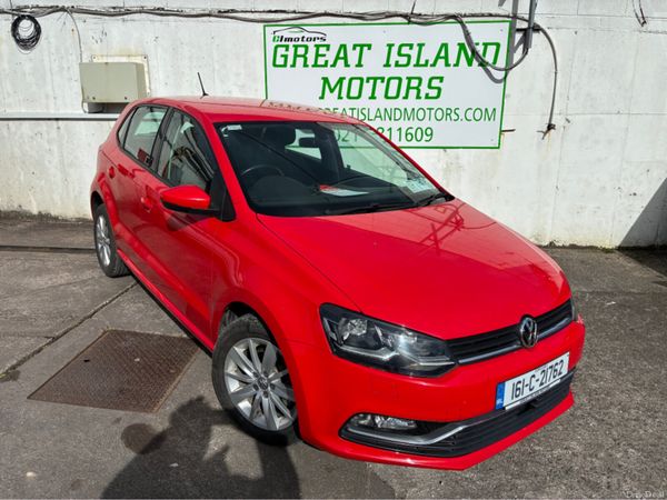 Volkswagen Polo Hatchback, Petrol, 2016, Red