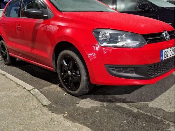 Volkswagen Polo Hatchback, Petrol, 2013, Red
