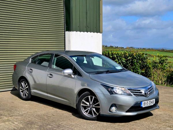 Toyota Avensis Saloon, Diesel, 2015, Grey
