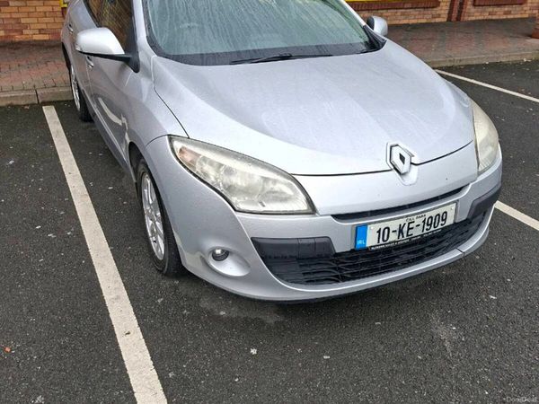 Renault Megane Hatchback, Diesel, 2010, Silver