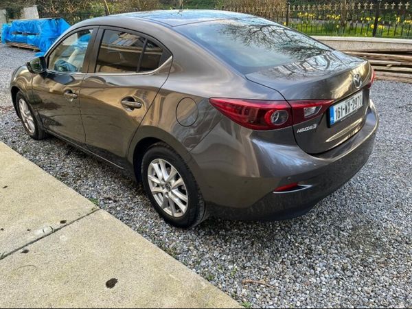 Mazda Mazda3 Saloon, Diesel, 2016, Brown