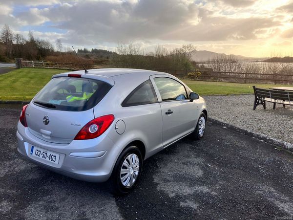 Vauxhall Corsa Hatchback, Diesel, 2013, Silver