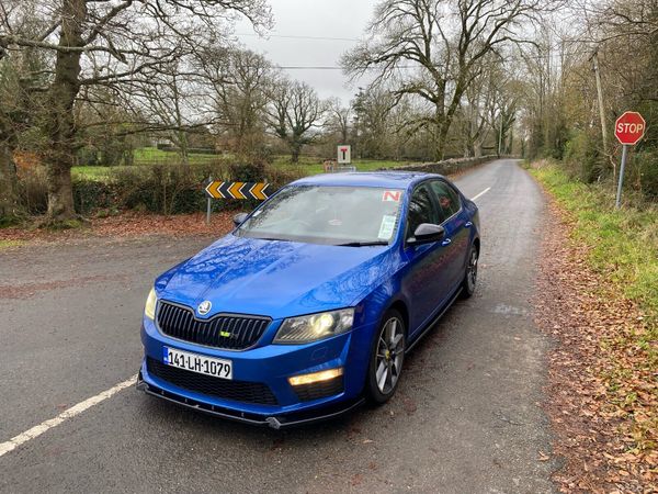 Skoda Octavia Saloon, Diesel, 2014, Blue