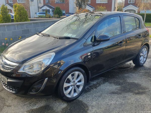 Opel Corsa Hatchback, Petrol, 2014, Black