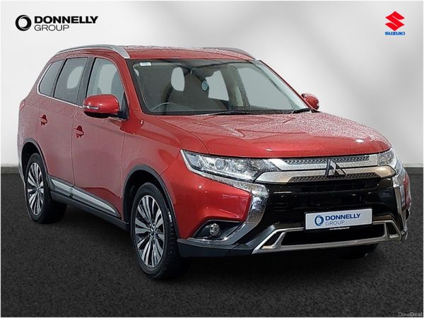 Mitsubishi Outlander Estate, Petrol Hybrid, 2017, Red