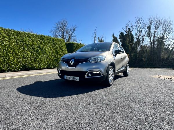 Renault Captur Hatchback, Diesel, 2015, Gold