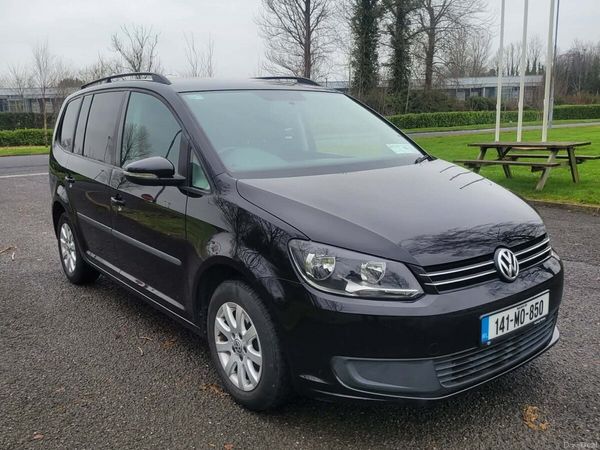 Volkswagen Touran MPV, Diesel, 2014, Black