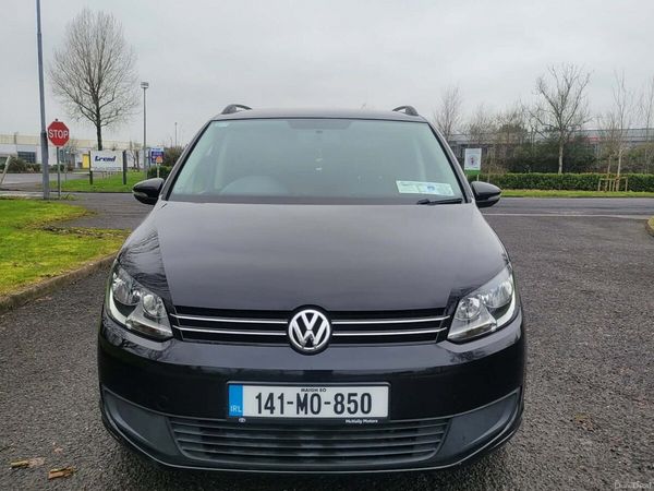 Volkswagen Touran MPV, Diesel, 2014, Black