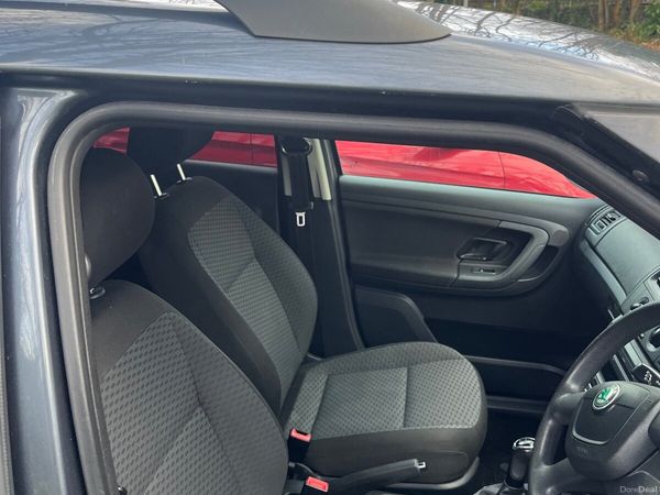 Skoda Fabia Estate/Jeep, Diesel, 2010, Grey