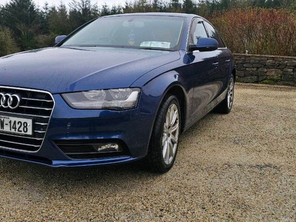 Audi A4 Saloon, Diesel, 2015, Blue