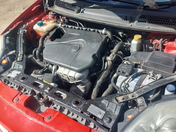 Fiat Bravo Hatchback, Petrol, 2008, Red