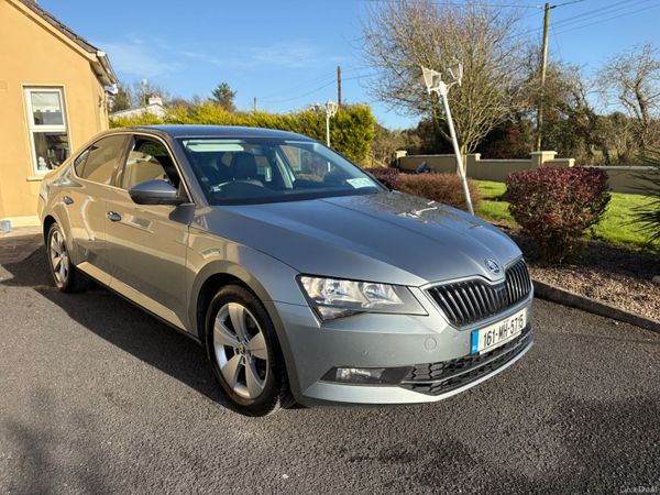 Skoda Superb Hatchback, Diesel, 2016, Grey
