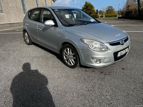Hyundai i30 Hatchback, Petrol, 2008, Silver