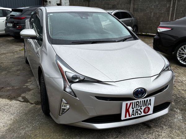 Toyota Prius Saloon, Petrol Hybrid, 2017, Beige