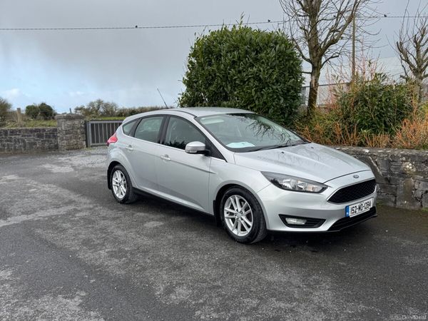 Ford Focus Hatchback, Petrol, 2015, Silver
