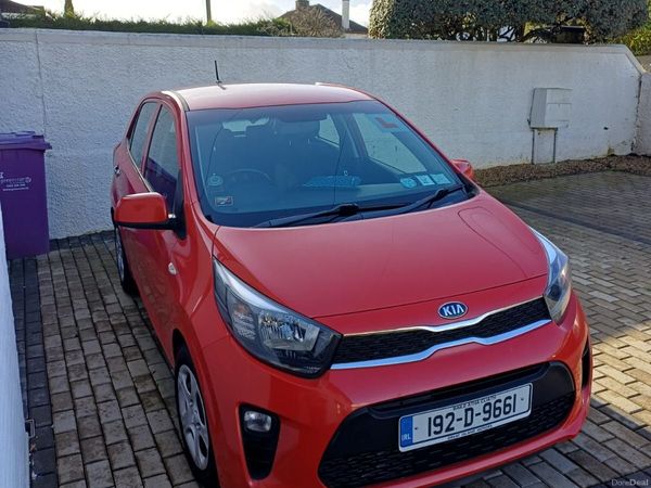 Kia Picanto Hatchback, Petrol, 2019, Red