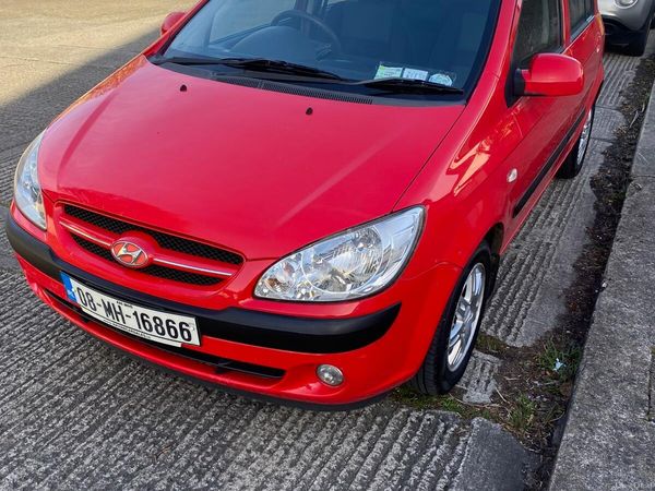 Hyundai Getz Hatchback, Petrol, 2008, Red