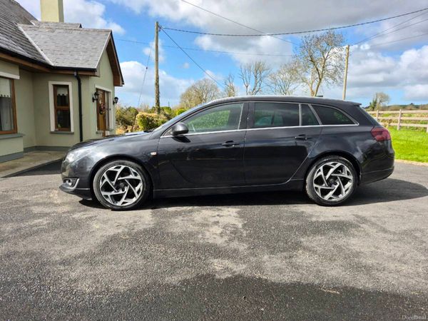 Opel Insignia Estate, Diesel, 2016, Black
