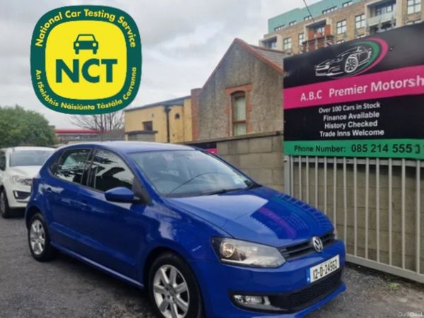 Volkswagen Polo Hatchback, Petrol, 2012, Blue