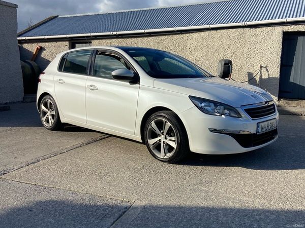 Peugeot 308 Hatchback, Diesel, 2014, White